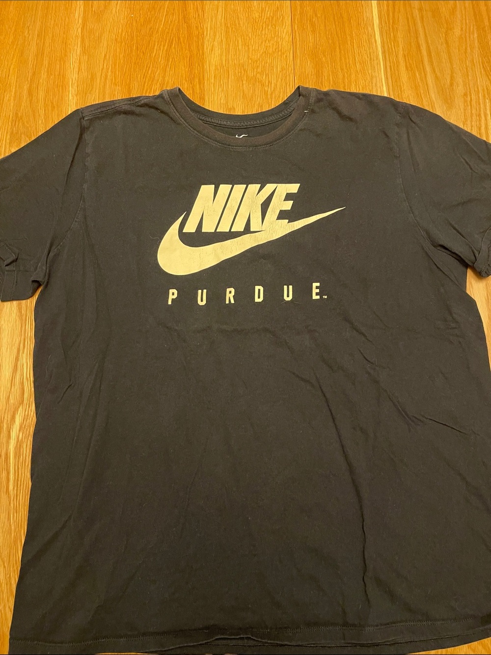 Nike Purdue tee size XL preowned